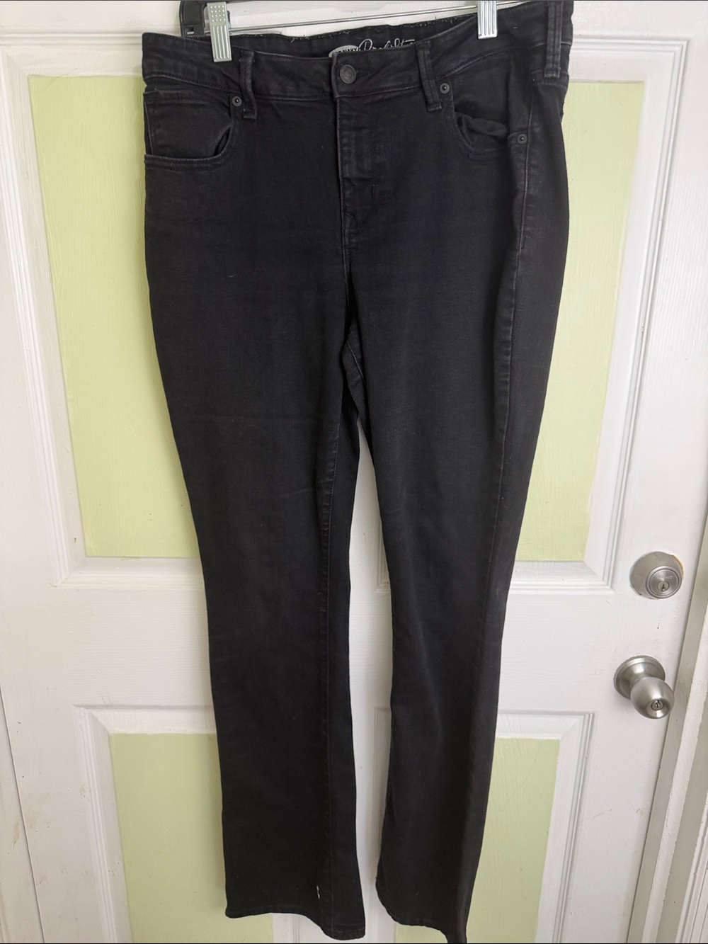 Old Navy Black Straight Leg Women's Jeans